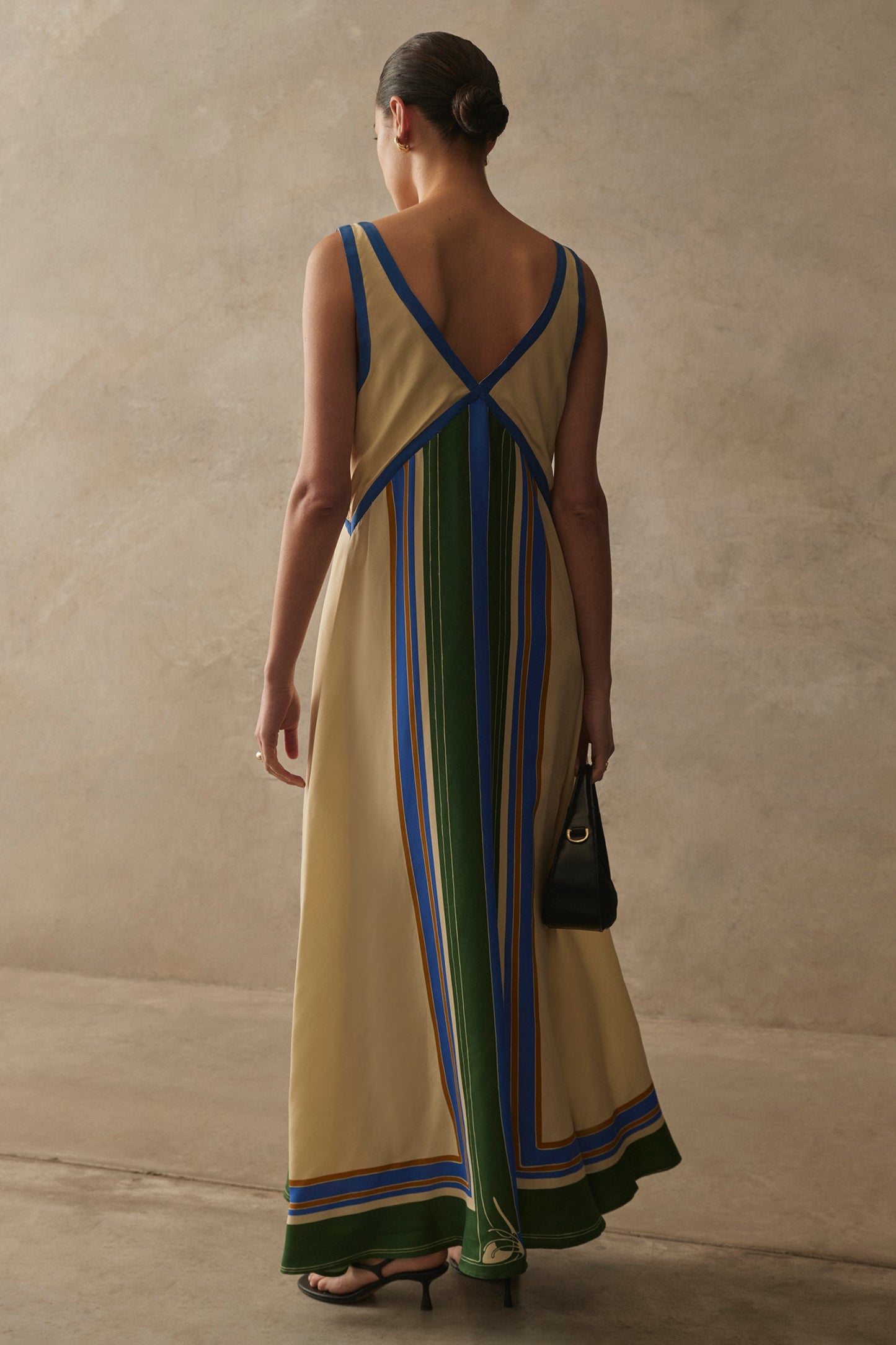 The Naomi Dress - Amara