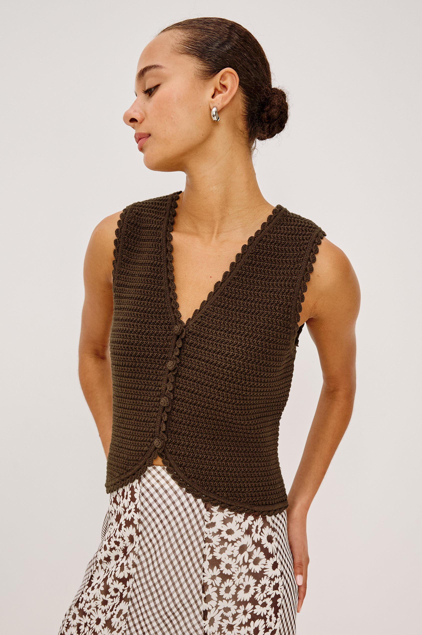 Calypso Vest - Espresso – Beach & Beverly