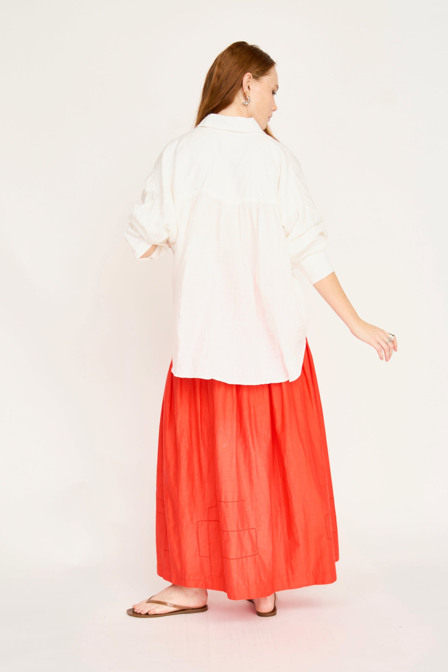 Woman wearing a white blouse