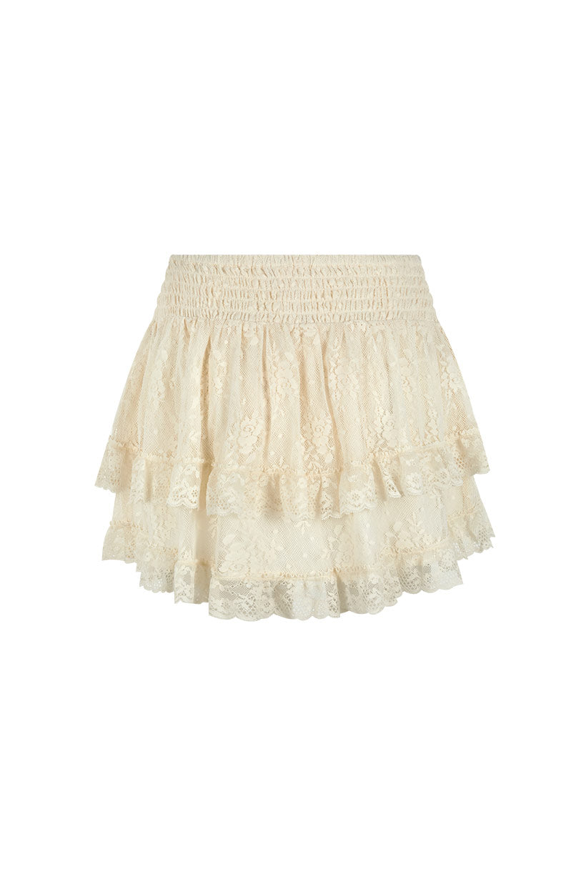 Cloud cream mini skirt with tiered lace, gathered waistband, and recycled polyamide; ideal for casual or dressy wear.