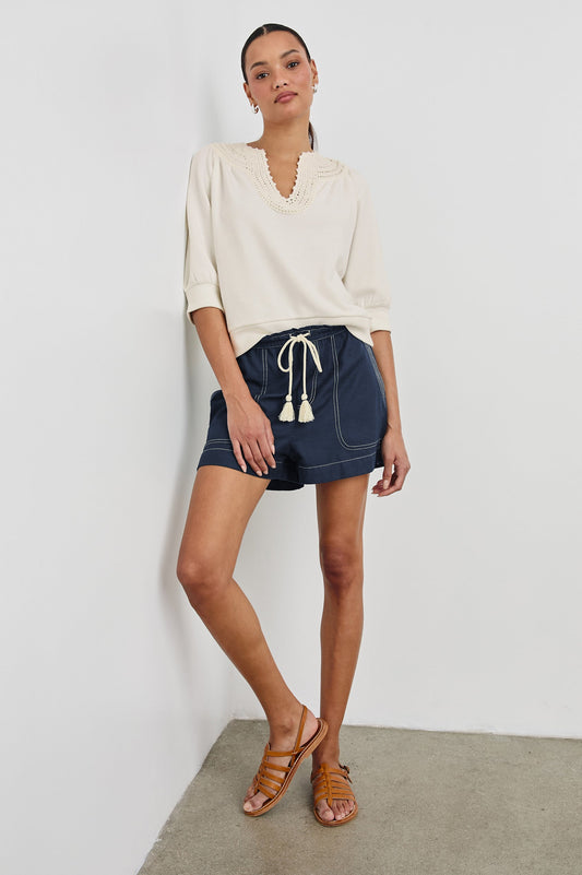 Mariposa Top - Ivroy