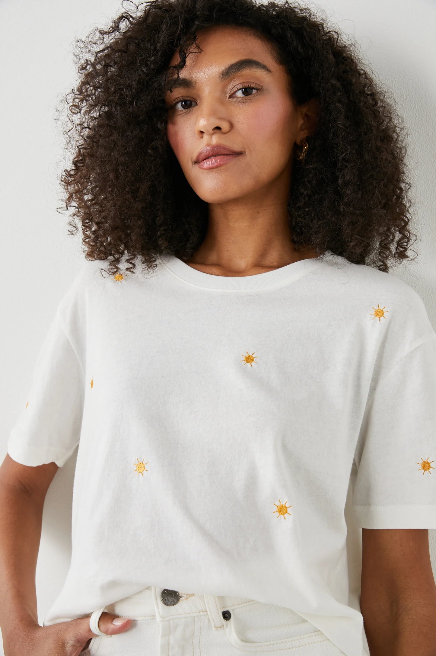 The Boxy Crew T-Shirt - Embroidered Suns