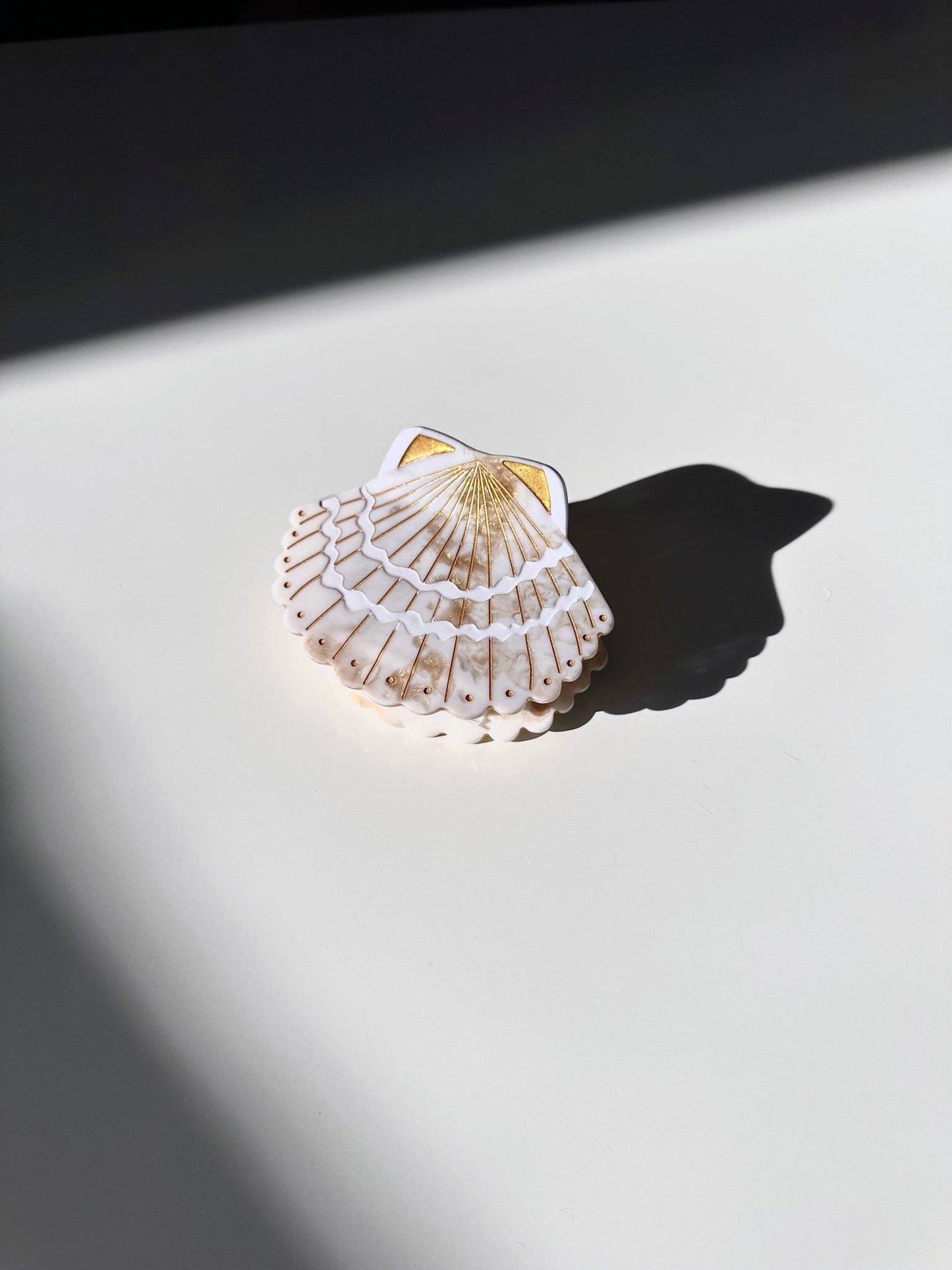 Sea Shell Claw Hair Clip