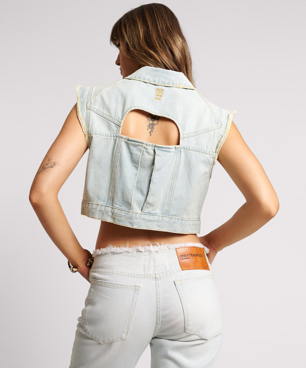 Cropped Denim Trucker Top - Skyblue