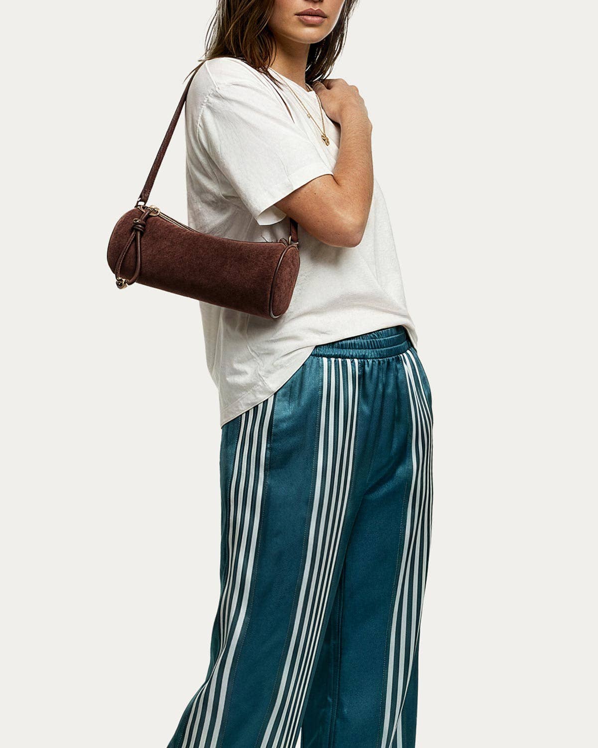 Skipper Barrel Convertible Shoulder - Fudge Suede