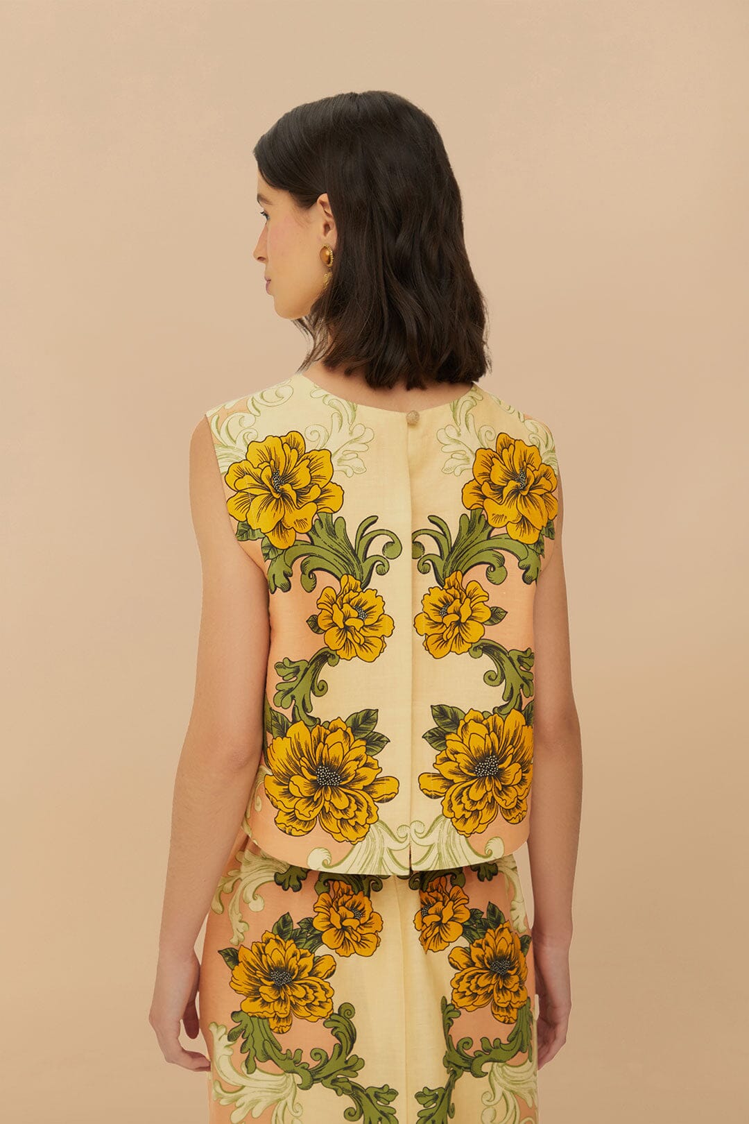 Delicate Flower Arabesques Cropped Top