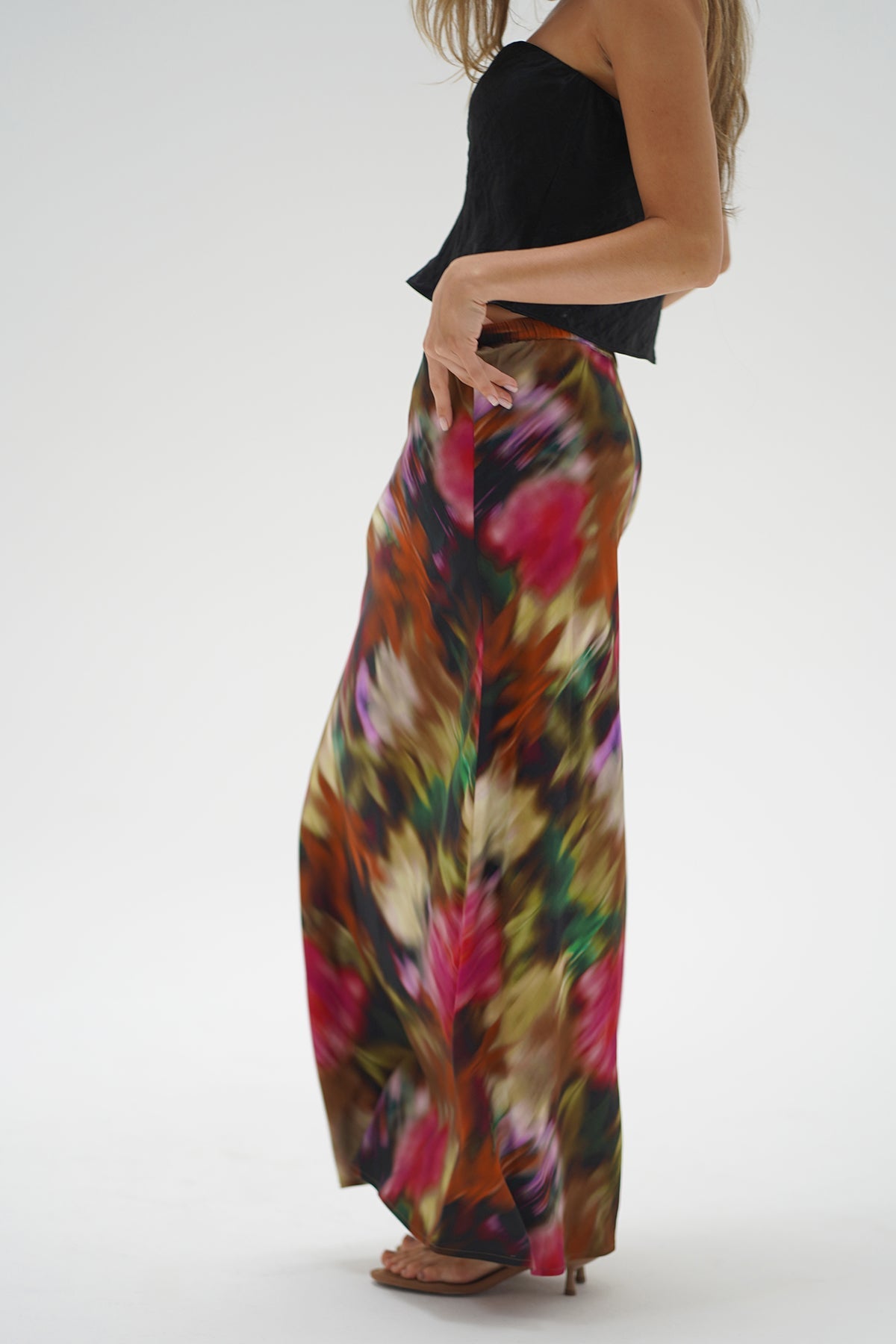 Zia Midi Skirt - Blurred Floral