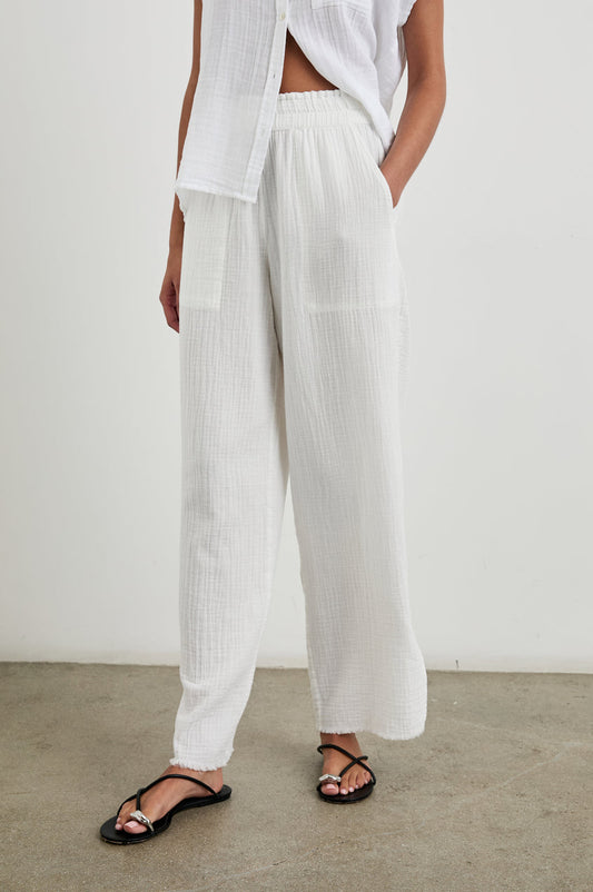 Leon Pant - White