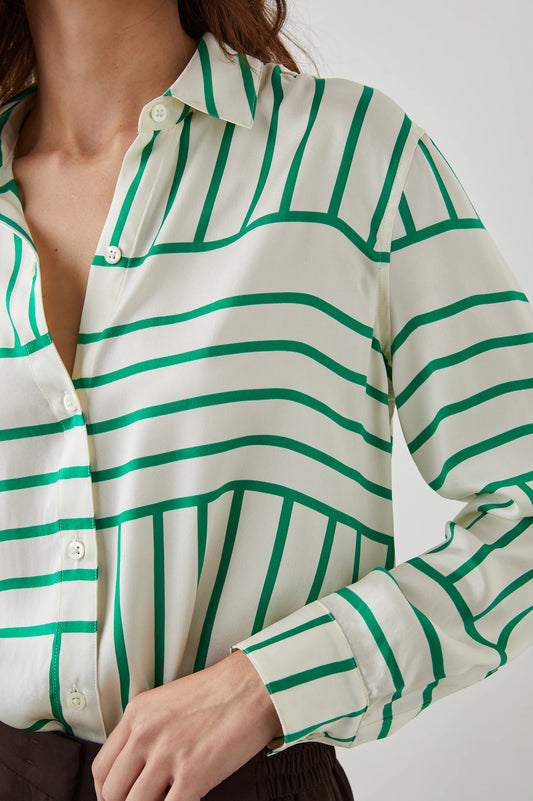 Mara Shirt- Green Line Art