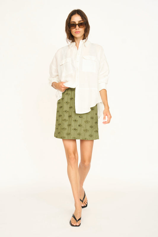 Woman wearing a white blouse