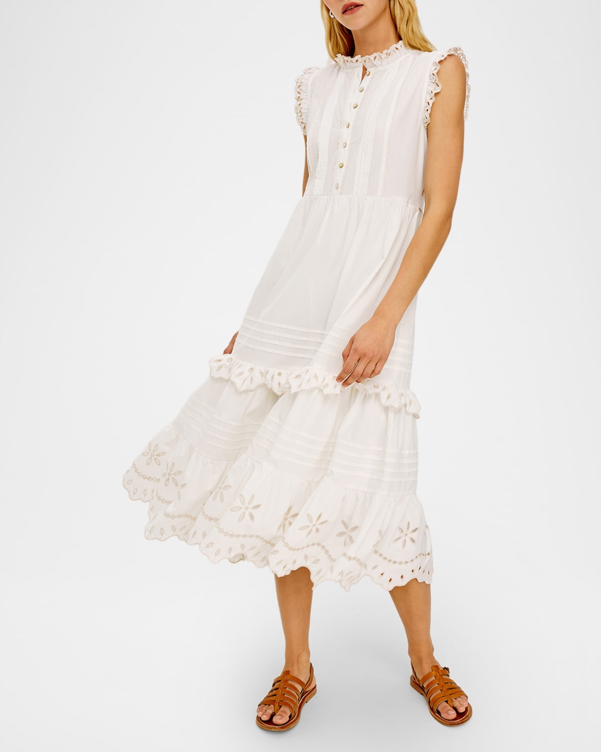Woman wearing a white dress with lace 
