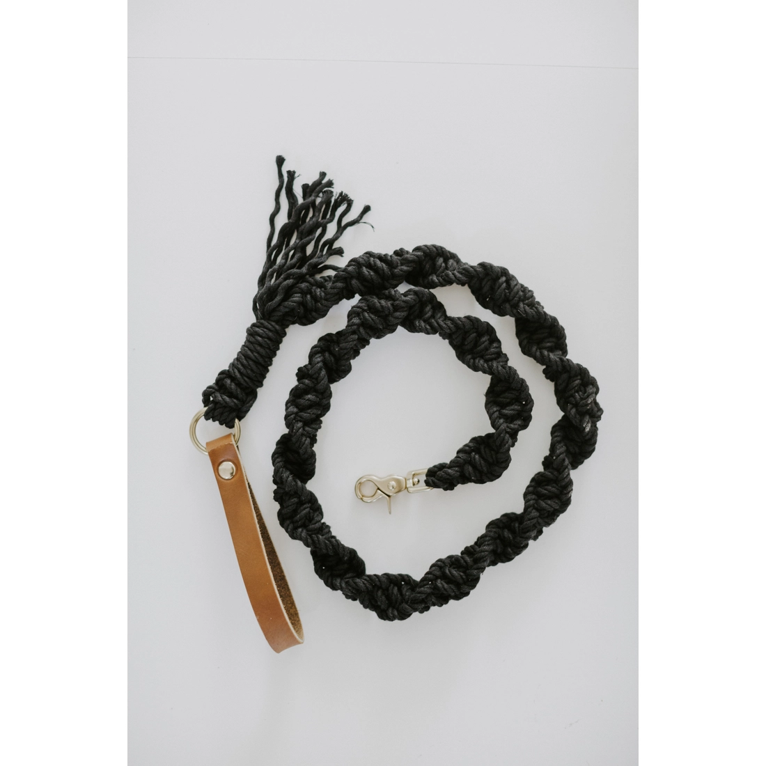 Macrame Dog Leash - Black Rope / Brown Leather Handle